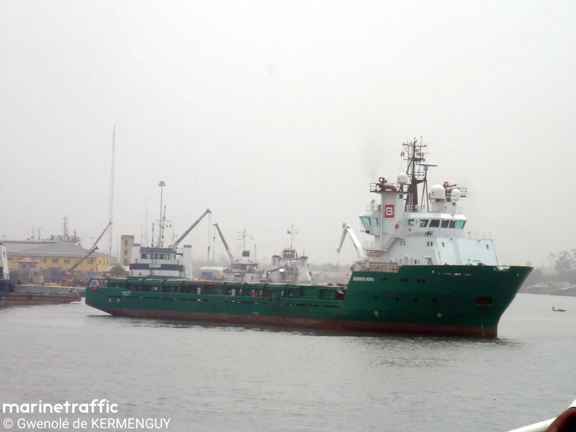 BOURBON HIDRA 4