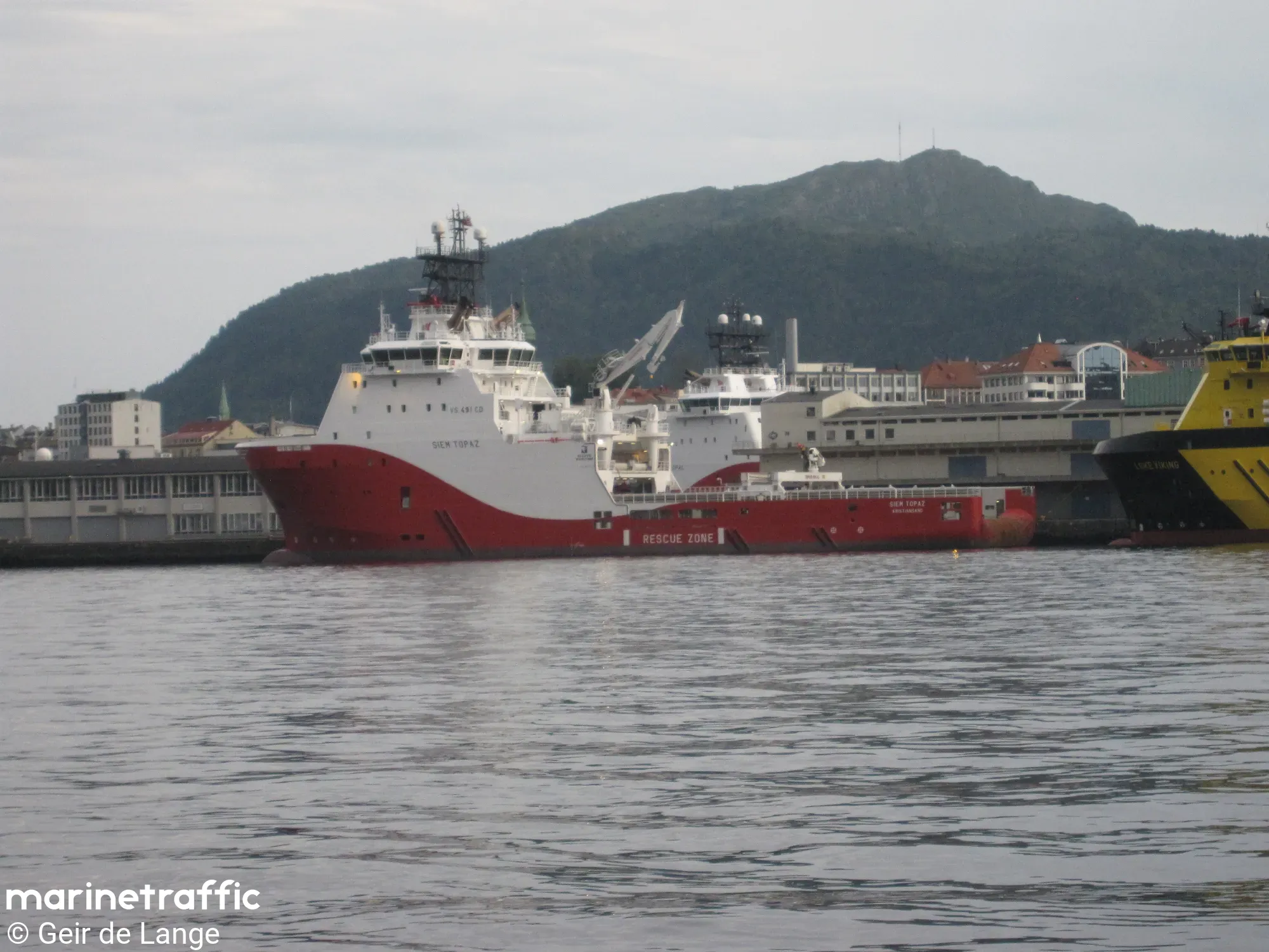 SIEM TOPAZ 27