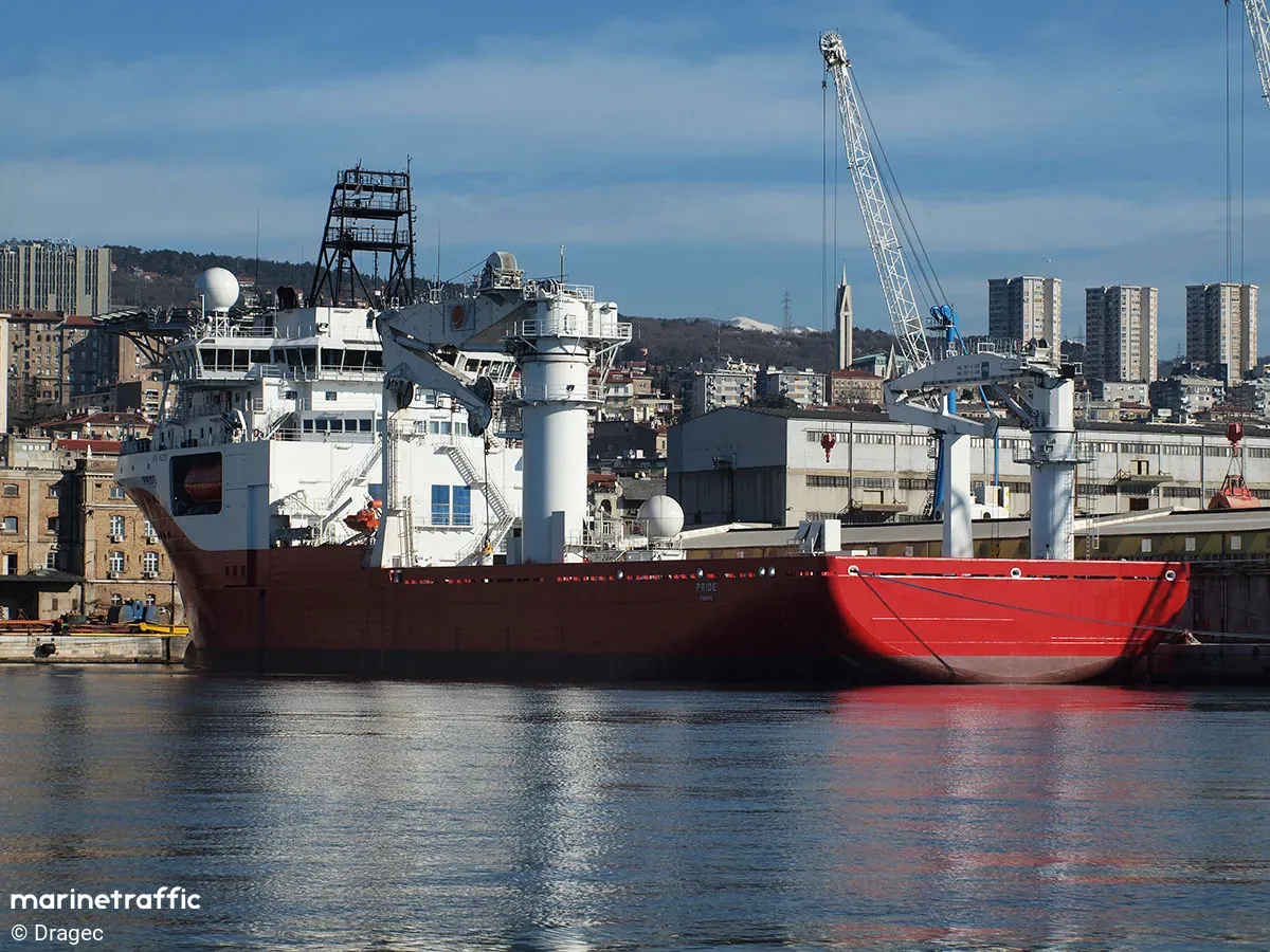 BOKA PRIDE 32