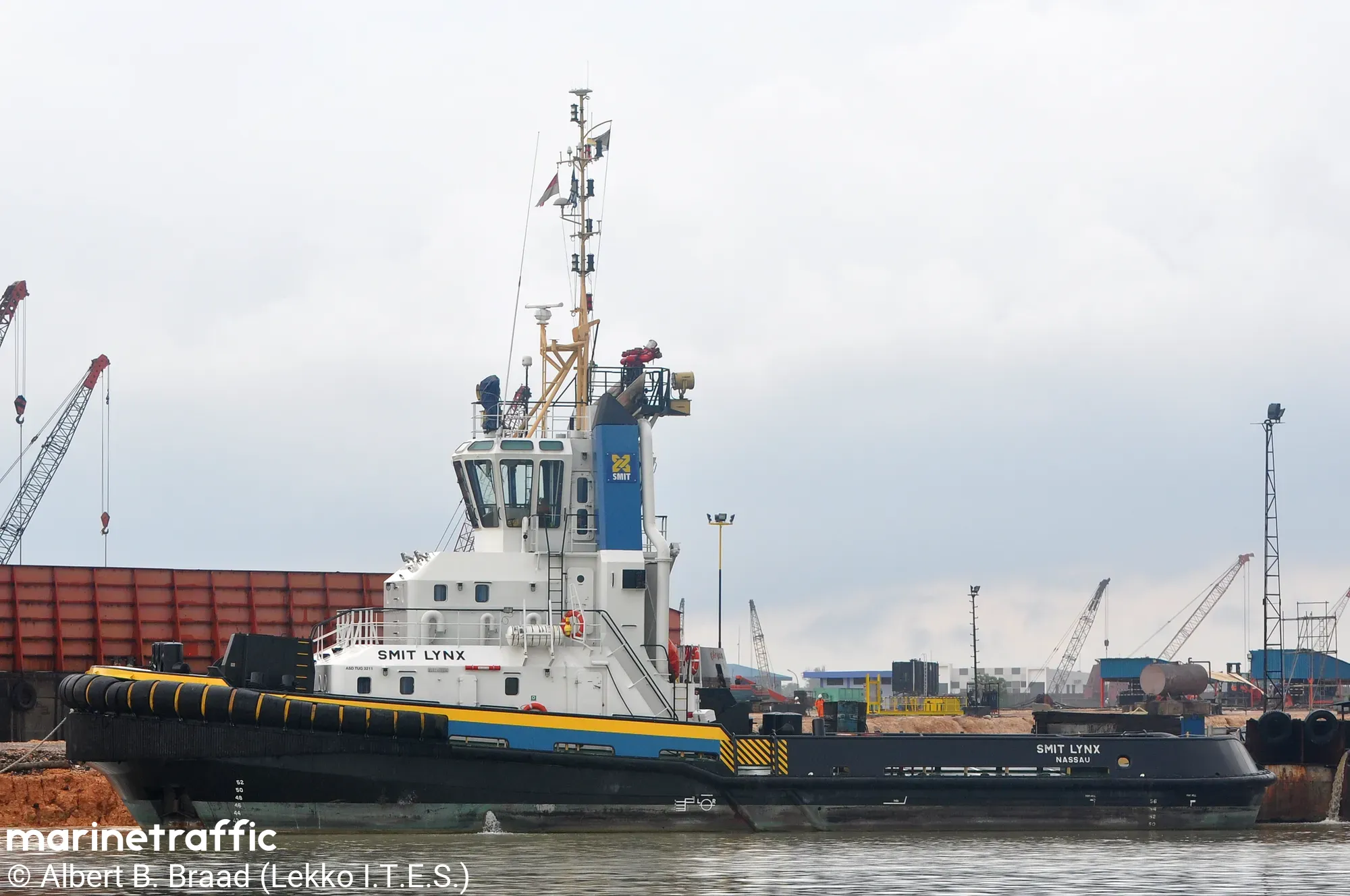 TAN CANG 86 4