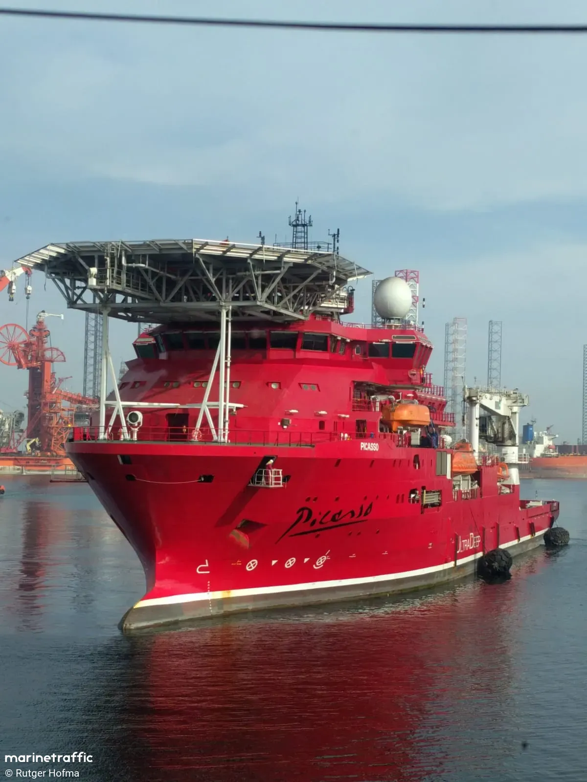 DSV PICASSO 4