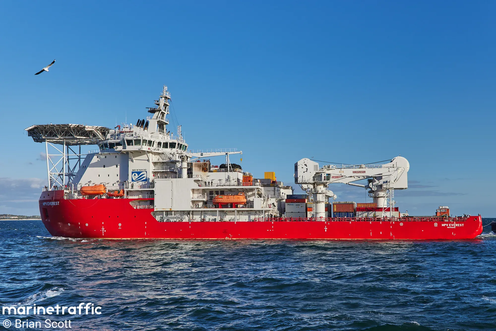 MPV EVEREST 34