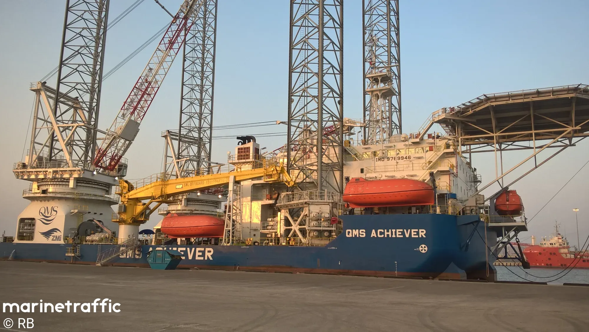 QMS ACHIEVER 4
